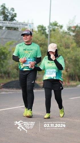 Race photo from Arutmin Borneo Run 2024
