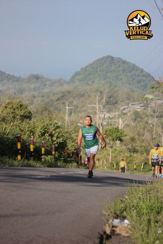 Race photo from Kelud Vertical Challenge 2024