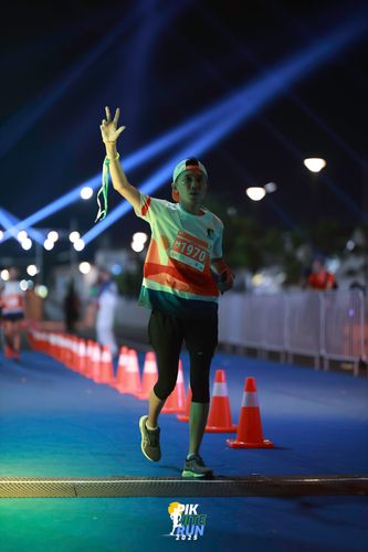 Race photo from PIK NITE RUN 2025
