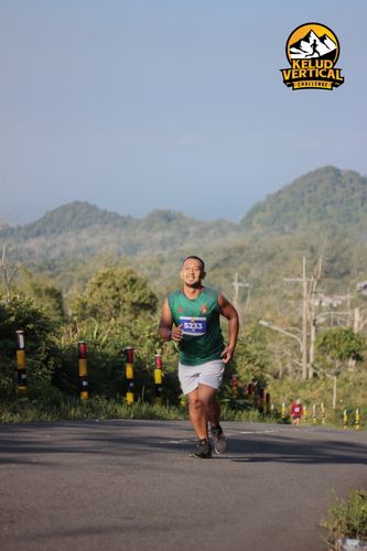 Race photo from Kelud Vertical Challenge 2024
