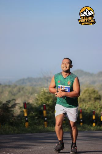 Race photo from Kelud Vertical Challenge 2024