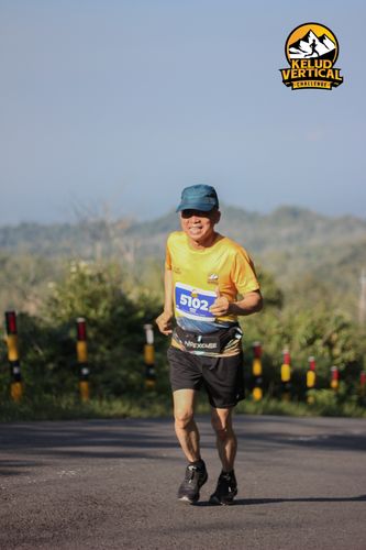 Race photo from Kelud Vertical Challenge 2024