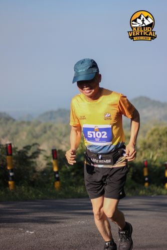 Race photo from Kelud Vertical Challenge 2024