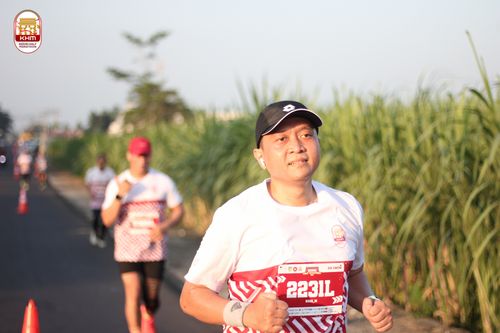 Race photo from Kediri Half Marathon 2024
