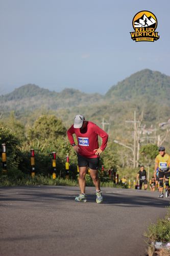 Race photo from Kelud Vertical Challenge 2024