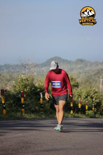 Race photo from Kelud Vertical Challenge 2024