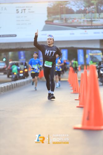 Race photo from SURABAYA ISOPLUS MARATHON 2025