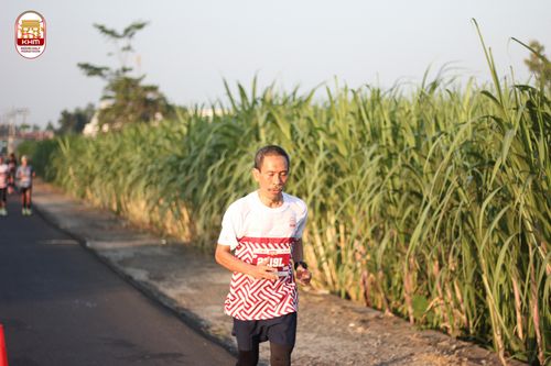 Race photo from Kediri Half Marathon 2024