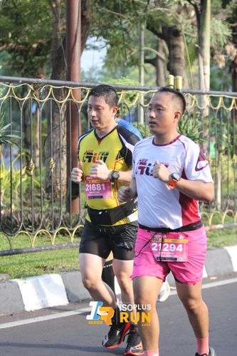 Race photo from Isoplus Run 2024 Surabaya