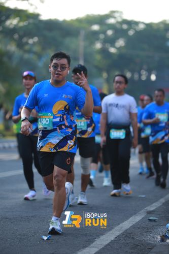 Race photo from Isoplus Run 2024 Surabaya