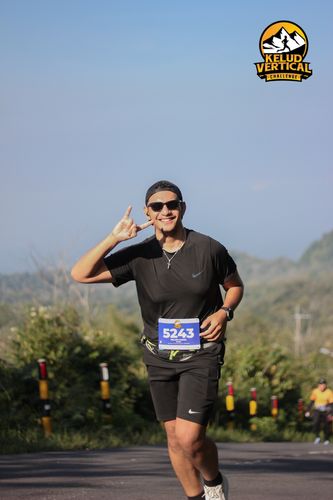 Race photo from Kelud Vertical Challenge 2024
