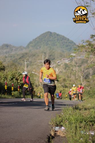 Race photo from Kelud Vertical Challenge 2024