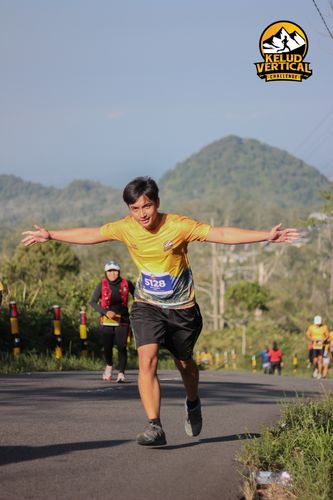 Race photo from Kelud Vertical Challenge 2024