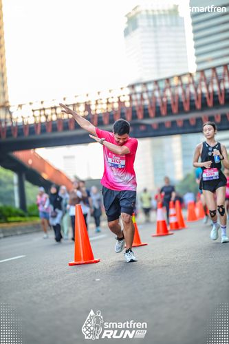 Race photo from Smartfren Run 2025 