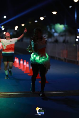 Race photo from PIK NITE RUN 2025