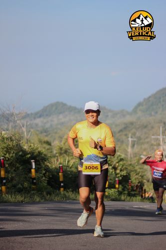 Race photo from Kelud Vertical Challenge 2024