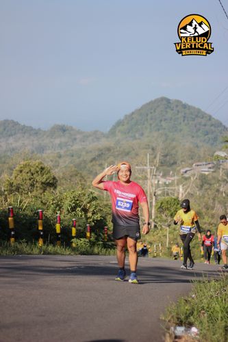 Race photo from Kelud Vertical Challenge 2024