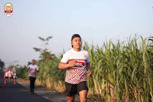 Race photo from Kediri Half Marathon 2024