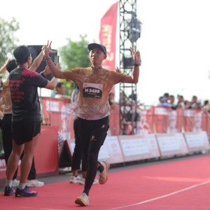 Race photo from KEDIRI HALF MARATHON 2026