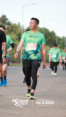Race photo from Arutmin Borneo Run 2024