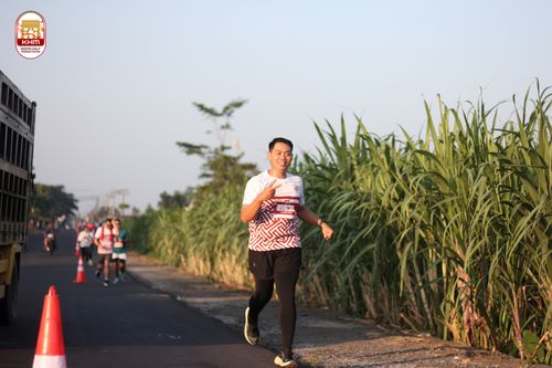 Race photo from Kediri Half Marathon 2024