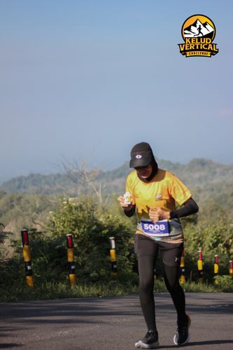 Race photo from Kelud Vertical Challenge 2024