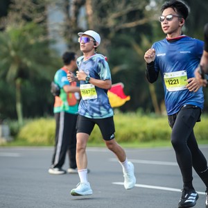 Race photo from BOGORUN 2026