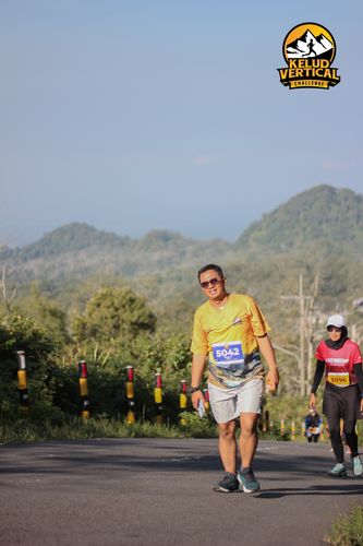 Race photo from Kelud Vertical Challenge 2024