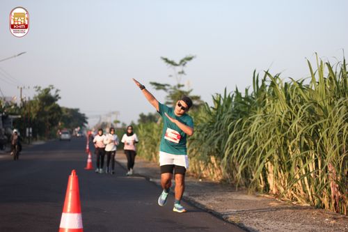Race photo from Kediri Half Marathon 2024