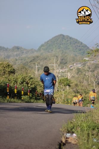 Race photo from Kelud Vertical Challenge 2024