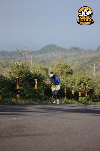 Race photo from Kelud Vertical Challenge 2024