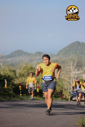Race photo from Kelud Vertical Challenge 2024
