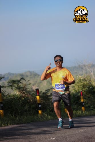 Race photo from Kelud Vertical Challenge 2024