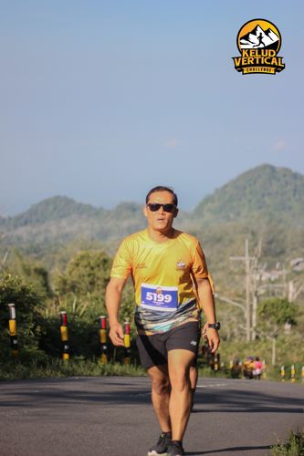 Race photo from Kelud Vertical Challenge 2024