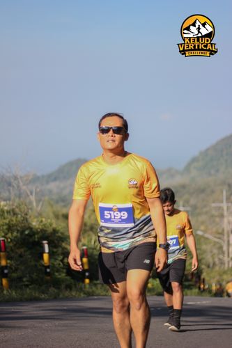 Race photo from Kelud Vertical Challenge 2024