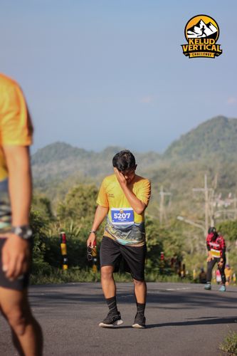 Race photo from Kelud Vertical Challenge 2024
