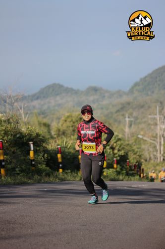 Race photo from Kelud Vertical Challenge 2024