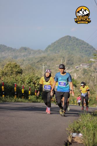 Race photo from Kelud Vertical Challenge 2024