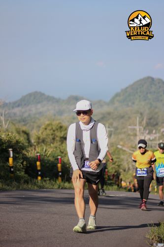 Race photo from Kelud Vertical Challenge 2024