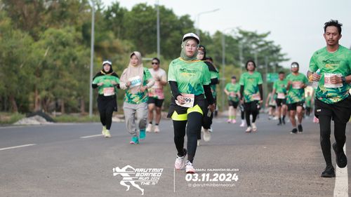 Race photo from Arutmin Borneo Run 2024