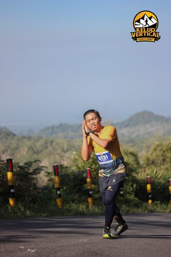 Race photo from Kelud Vertical Challenge 2024
