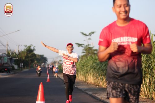 Race photo from Kediri Half Marathon 2024