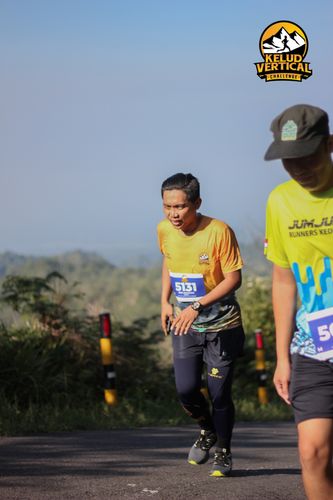 Race photo from Kelud Vertical Challenge 2024