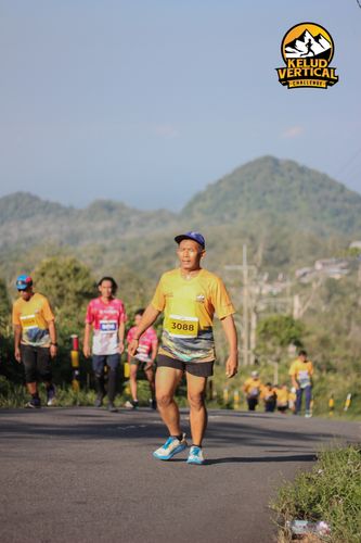 Race photo from Kelud Vertical Challenge 2024