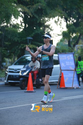 Race photo from Isoplus Run 2024 Surabaya
