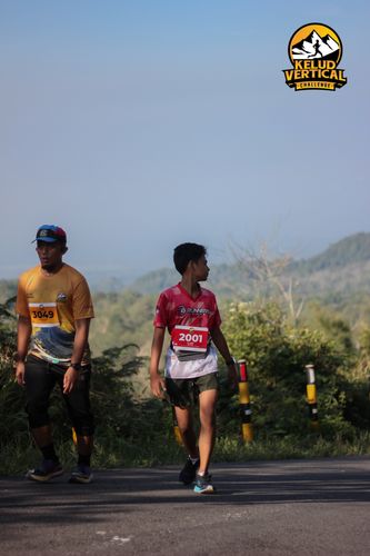 Race photo from Kelud Vertical Challenge 2024