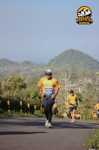 Race photo from Kelud Vertical Challenge 2024