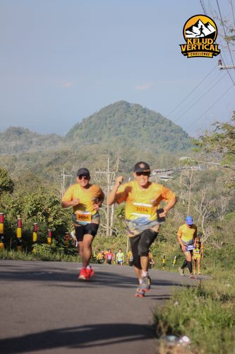 Race photo from Kelud Vertical Challenge 2024