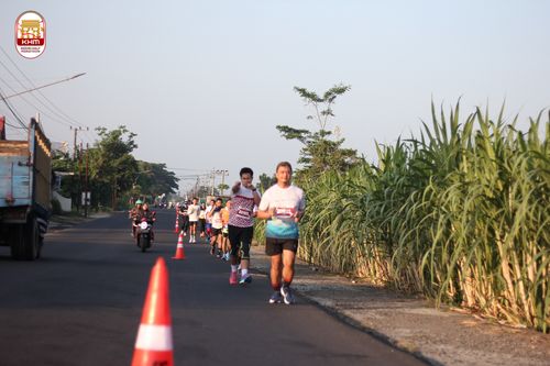 Race photo from Kediri Half Marathon 2024