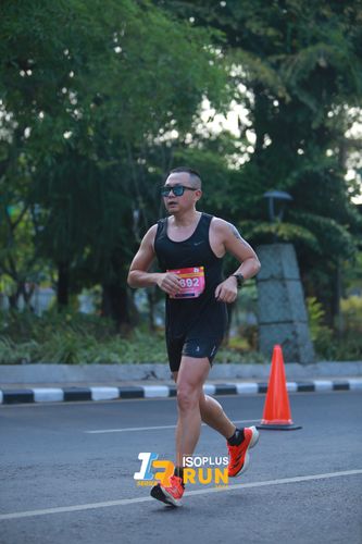 Race photo from Isoplus Run 2024 Surabaya